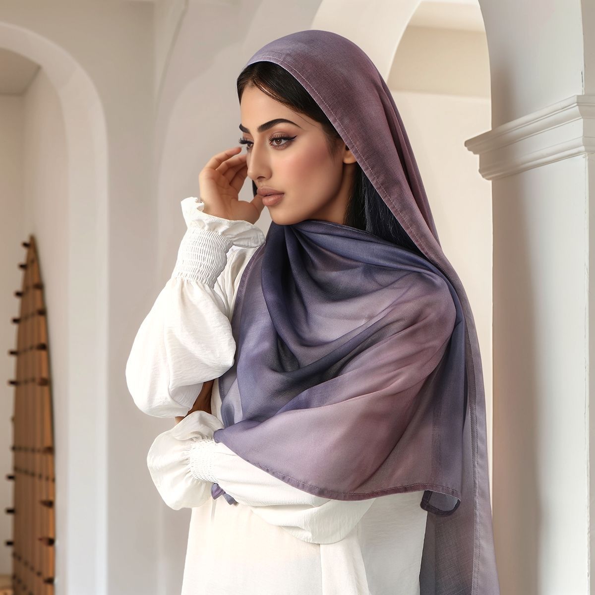 Middle Eastern Ethnic Arab-style Head scarf urban